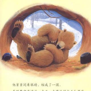 英语配音绘本故事《Bear snores on 打呼噜的熊》