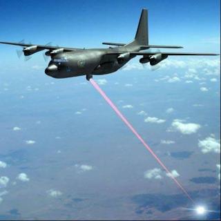 美国这一武器将安装激光系统，跟携带地狱火导弹相比谁更强！