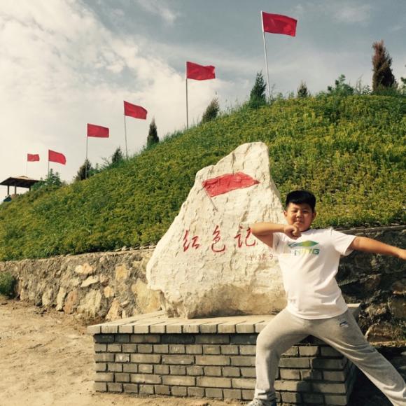 《365夜故事》踩面包的女孩