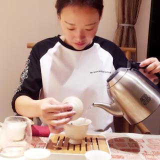 茶从来不说话，生命从来不喧哗🍵