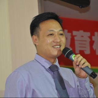 湖北师范大学演讲（7）：坚持梦想，不断晋级