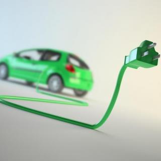 10月份我国新能源汽车销量同增107%