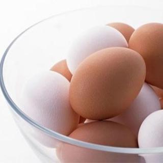 每天真的只能吃一个鸡蛋？红皮鸡蛋真的比白皮鸡蛋更有营养吗