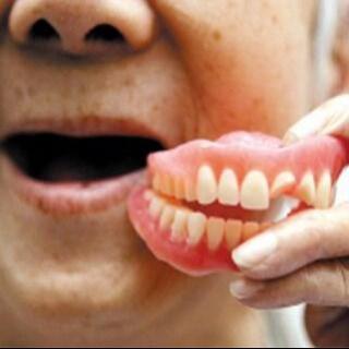 当年牙病肆虐的欧洲 一颗健康牙齿堪比如今的肾
