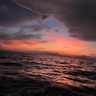 Morning Glow on The Sea－DJ BLUE mix