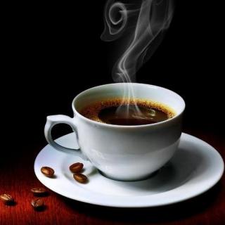 好咖啡总是放在热杯子里的