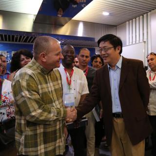 Entrevista al director general de Radio Cubana sobre sus impresiones de China