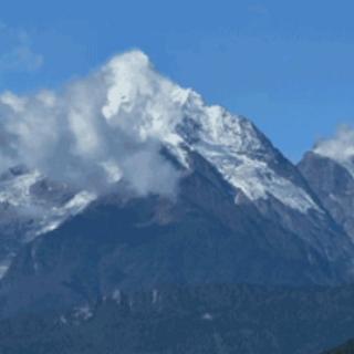 玉龙雪山