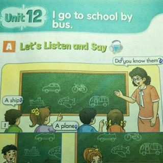 三同12I go to school by bus.