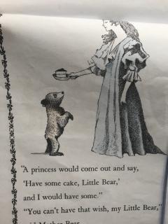Little bear look the 🐻and👸🏼