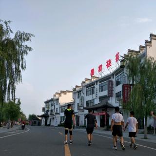 千万别学我跑步，会上瘾！