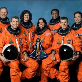 他们俯瞰着地球度过了生命的最后几天|悼念“哥伦比亚”号宇航员