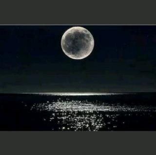 方月亮