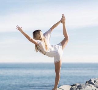 学瑜伽为什么必须先学会站立体式？