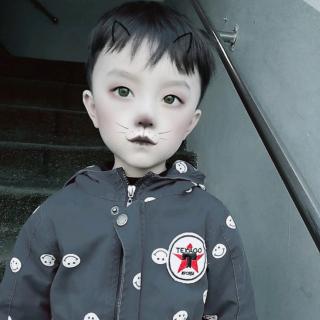 璟慧幼稚园大二班小小气象播报员--刘研鑫