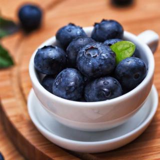 边听边吃【水果篇】5  蓝莓抗氧化但是几种人不建议吃