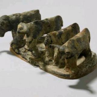 008  埃及牛的粘土模型