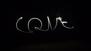 如何不再让我去想你伴奏 2719556243280775175_320x320.jpg