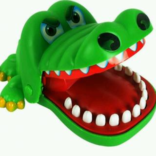 《小鳄鱼的大嘴巴》