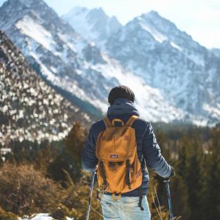 李清照:有人将一辈子过成破败的旅店，她将人生过成辉