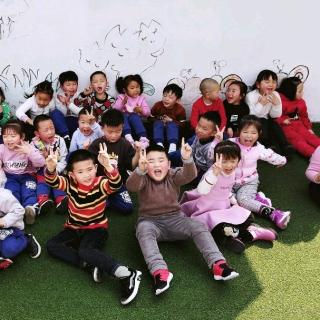慧凡～增辉幼儿园第582期微课堂《孩子说饿是在幼儿园没吃饱吗》