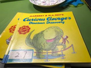 Curious George's Dinosaur Discoveay/Luca
