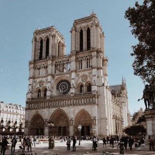 我曾匆匆一见的巴黎圣母院