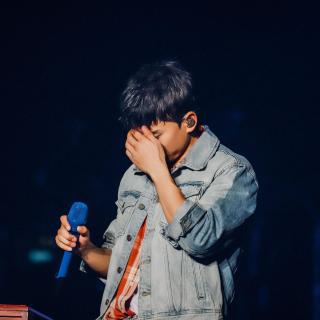 20190518张杰未.LIVE巡回演唱会长沙站《蝴蝶知道她爱谁》—张杰