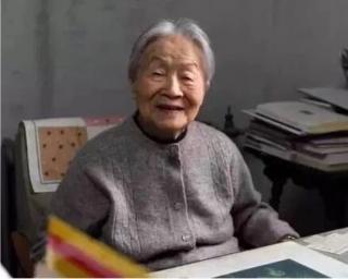 杨绛：认真地年轻，优雅地老去