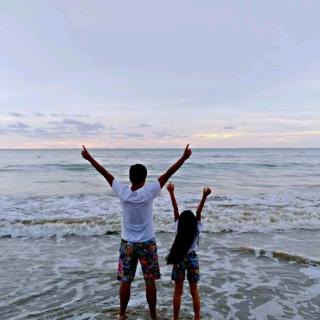 【周四英语】在线收听_云云的播客_荔枝