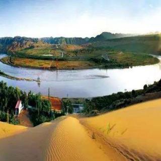 《双语新闻》第十届丝绸之路大漠黄河国际旅游节启幕