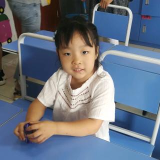 陈思妤周末拼音阅读