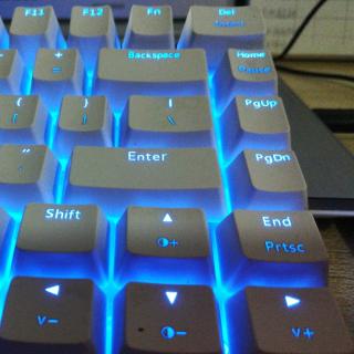 机械键盘✘歌✘夜晚