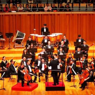 《双语新闻》：庆祝中俄建交70周年专场音乐会在国家大剧院举办