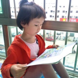 艾根斯幼儿园【哥伦比亚班】～晏悦小朋友～分享诗歌《喜欢》！