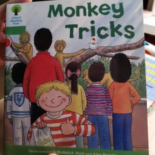 柒柒读绘本69：牛津树2-1《Monkey Tricks》