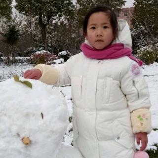 雪地里的小画家……毛毛