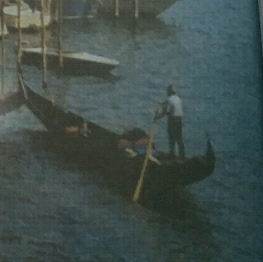 《18威尼斯的小艇》