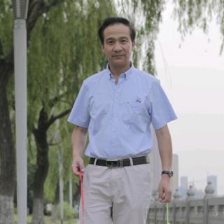 马启代《悼李文亮》