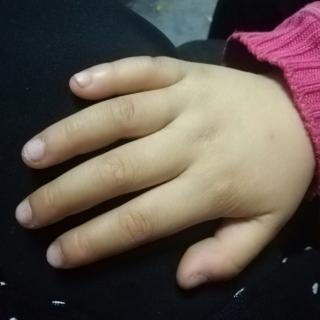 胖乎乎的小手 一二班 张嘉铭