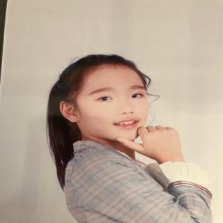 李芊羽为武汉加油