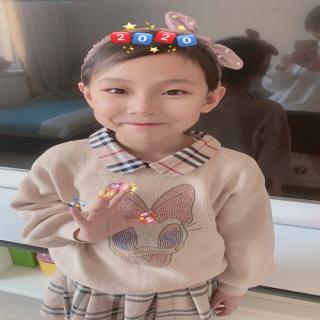 小猪唏哩呼噜小猪和蛇三四小故事何梓涵