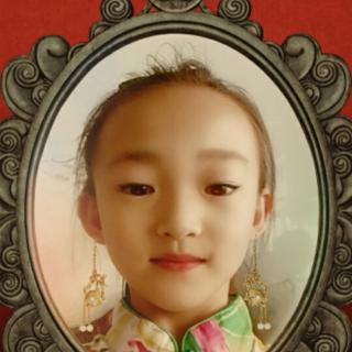 魏佳欣读英语书