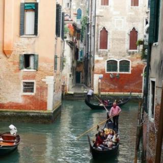 《威尼斯的小艇》