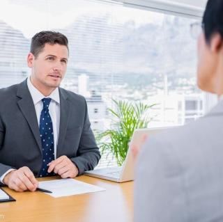 English Corner——The Best Way to Talk About Weaknesses in a Job Interview