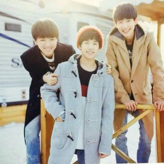 TFBOYS，每个十年，我也愿意陪你们