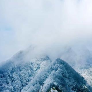 《中国有这样一座山》～纪少华～东皑