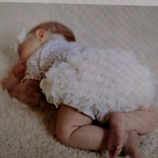 婴幼儿正确的睡姿
