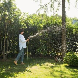 主播夏忆｜石康：当青春散场，属于任何生命的时间都太少了