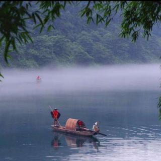 轻舟去过万重山